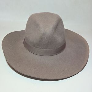 Wallaroo Aspen Wool Fedora Boho Minimalist Neutral Indie Classic Women's Hat